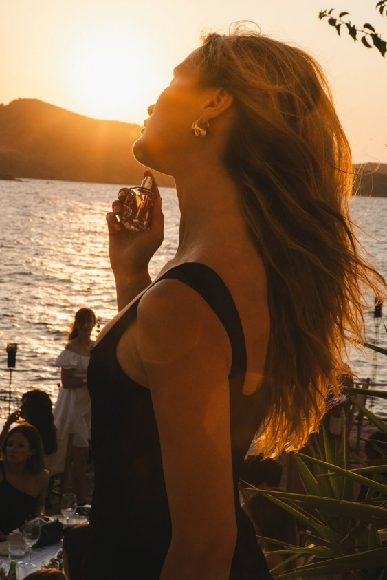 Güneşi Tene Hapseden 13 Yaz Parfümü