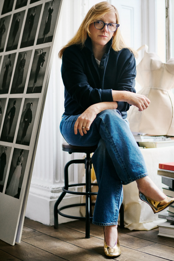 Sarah Burton’ın Givenchy için Heyecan Yaratan Yeni Çalışmalarının İç Yüzü