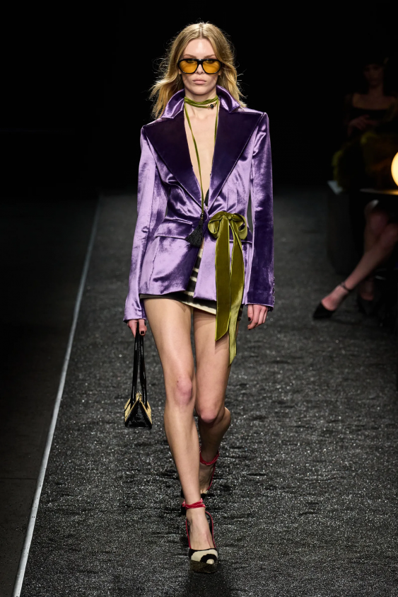 2025-26 Sonbahar/Kış Sezonunun En İddialı Rengi: Elektrik Moru