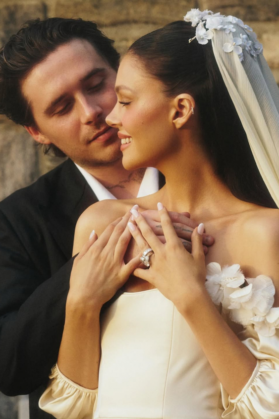 Brooklyn ve Nicola Peltz-Beckham, Düğün Yeminlerini Yeniledi