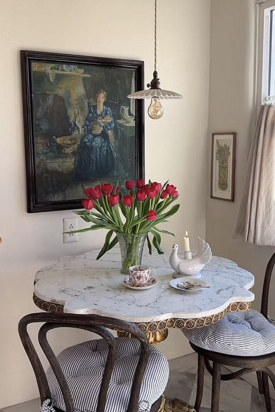 Evde Paris Havası: Fransız Bistro Dekorasyon Trendi