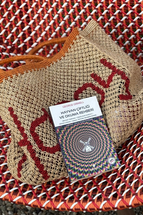 “Hayvan Çiftliği” 80. Yılında