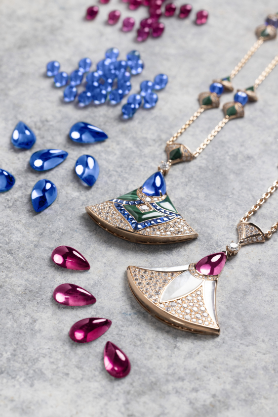 Feminen Bir Düşün Uyanışı