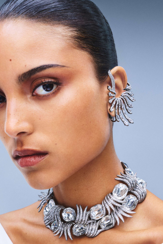 130 Yıllık Işıltılı Neşe