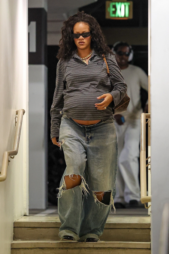 Rihanna ve A$AP Rocky Çifti Günlük Kıyafetlerine Şıklık Katıyor