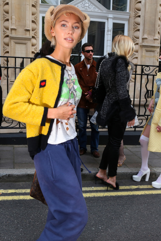 Sokak Stili: 2026 İlkbahar/Yaz Londra Moda Haftası