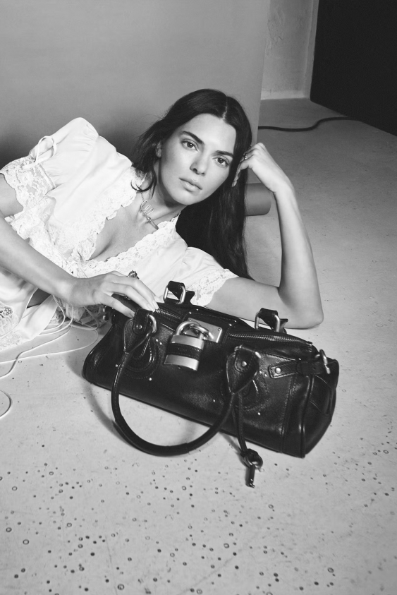 Chloé’nin Yıldız İsimlerle Dolu Kampanyasından Louis Vuitton’un Yeni Sergisine Haftanın Moda Haberleri