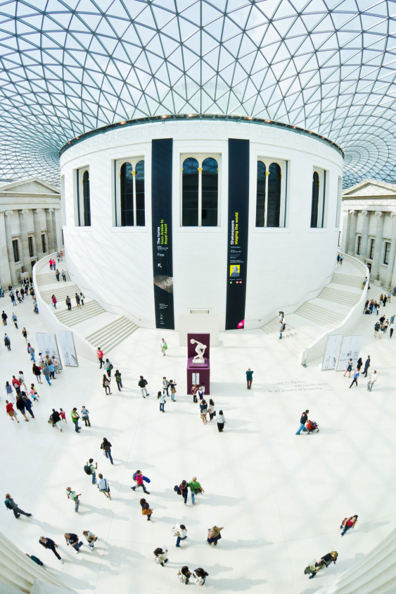 Londra’nın Met Gala’sı: British Museum’un İlk Bağış Balosu