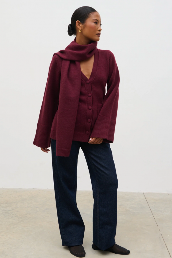 “Scardigan”: Yeni Nesil Triko Trendi, Moda Dünyasını Ele Geçiriyor