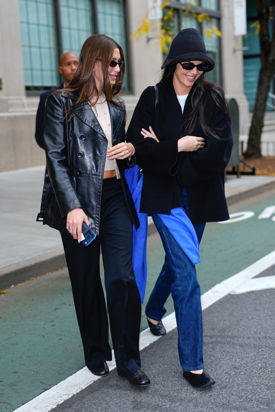 Hailey Bieber ve Kendall Jenner, New York Stilini Yükseltiyor