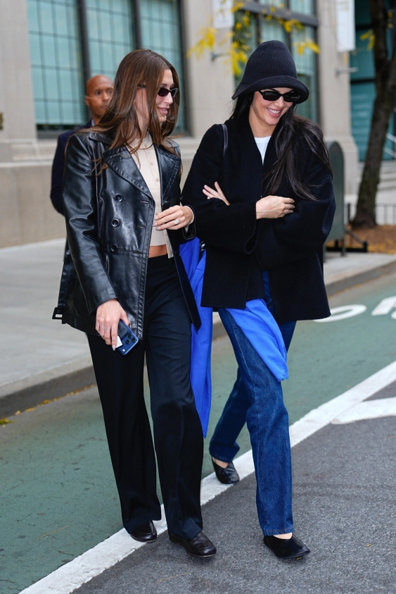 Hailey Bieber ve Kendall Jenner, New York Stilini Yükseltiyor