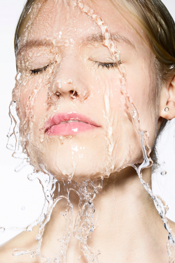 Kışa Hazırlık: Kuru Cildi Rahatlatan En İyi 12 Nem Maskesi