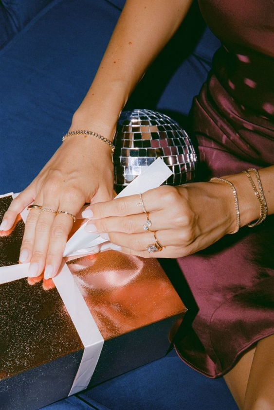 Stil Sahibi Sevdikleriniz İçin Yılbaşı Hediye Rehberi Stil Sahibi Sevdikleriniz İçin Yılbaşı Hediye Rehberi