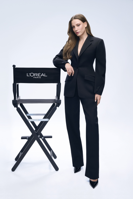 Yeni Güzellik Elçisi Serenay Sarıkaya