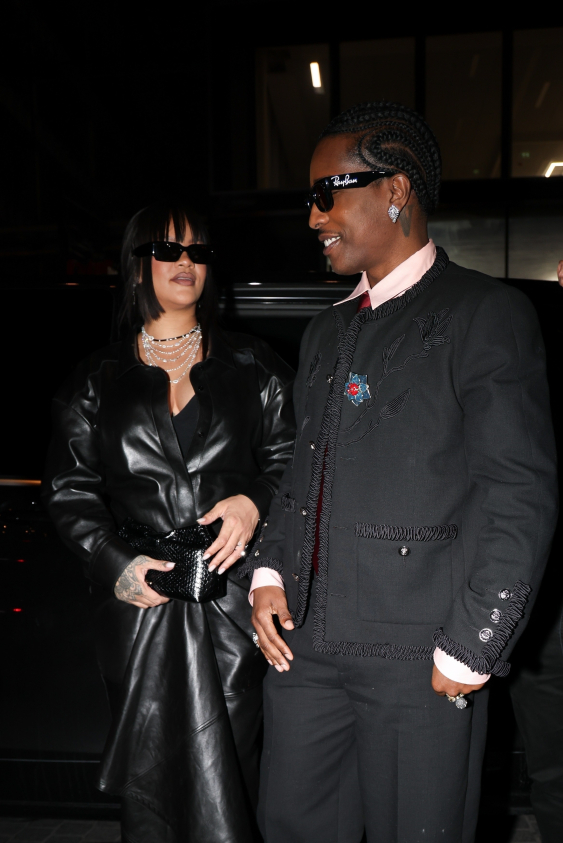 Rihanna ve A$AP Rocky Paris’te Matrix Moduna Geçti