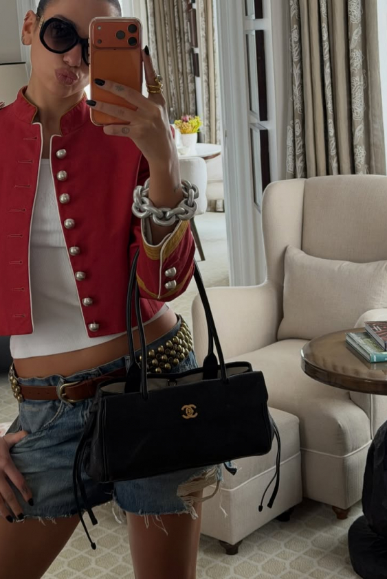 Dua Lipa, Askeri Ceketin Geri Dönüşüne Onay Verdi