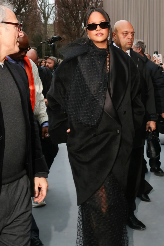 Sokak Stili: 2026 İlkbahar/Yaz Paris Haute Couture Moda Haftası