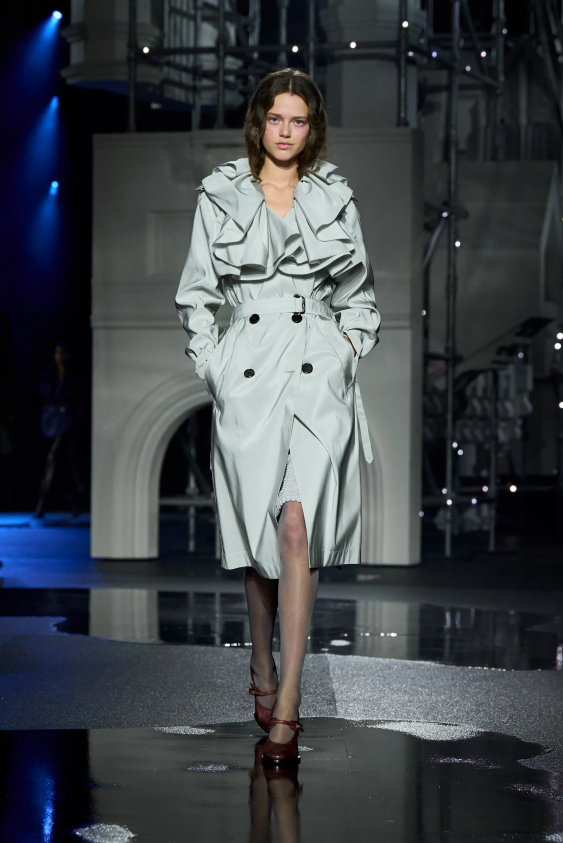 Burberry - 2026-27 Sonbahar/Kış