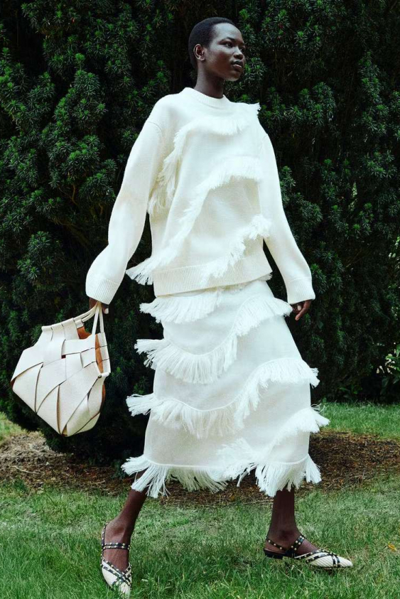 Bahar Stilinin En Cool Parçası: Püsküllü Etek