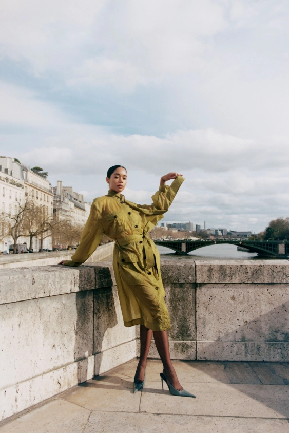 Zirveye Doğru: Laura Harrier’in Vogue Türkiye Röportajı