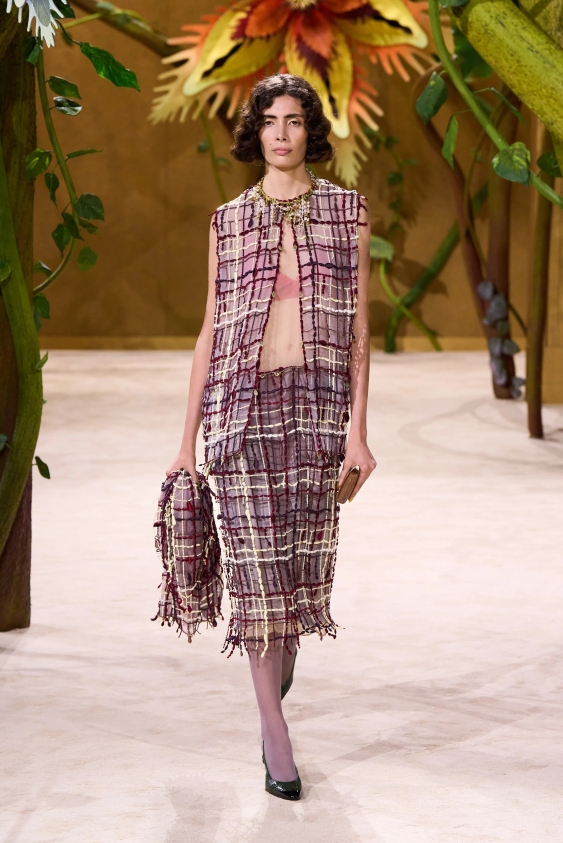 Armani Privé 2026-27 Sonbahar/Kış Haute Couture