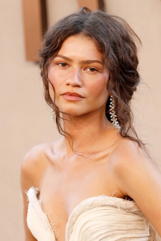 Zendaya'nın Odyssey Güzellik Portreleri