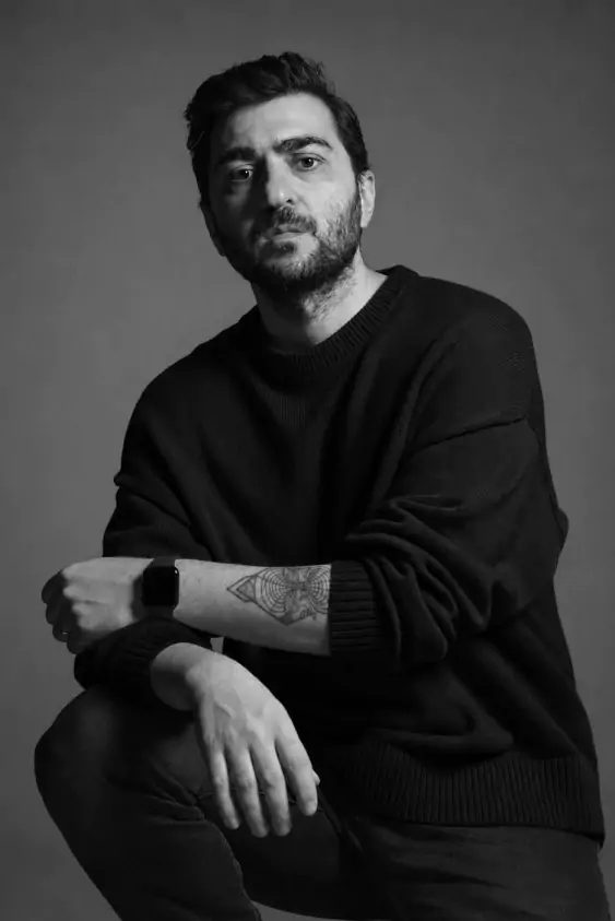 Evren Suda: “Asıl değer insan hatasının içinde saklı.” Evren Suda: “Asıl değer insan hatasının içinde saklı.”