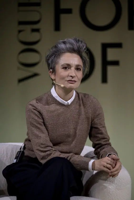 Veronica Leoni, Calvin Klein’dan Ayrılıyor