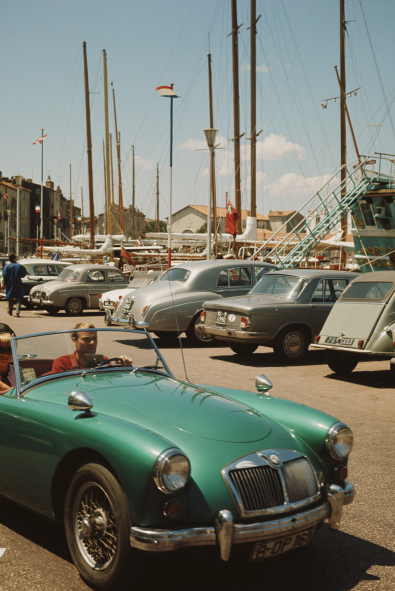 Gündüzden Geceye St. Tropez Rehberi