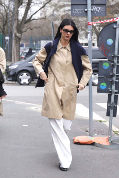 Kendall Jenner ve Bella Hadid, Model Off-Duty Stilini Milano Moda Haftası’na Taşıdı