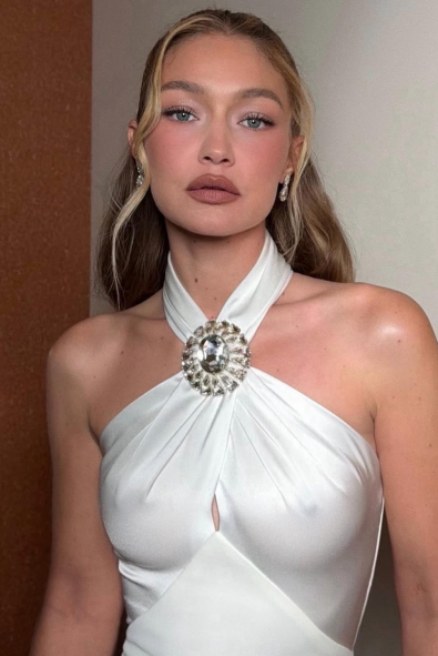 Zara Larsson'dan Elsa Hosk'a Haftanın Güzellik Instagram'ları