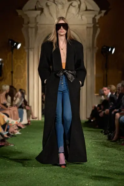 Skinny Jean’ler Yeni Sezonda Geri Dönüyor