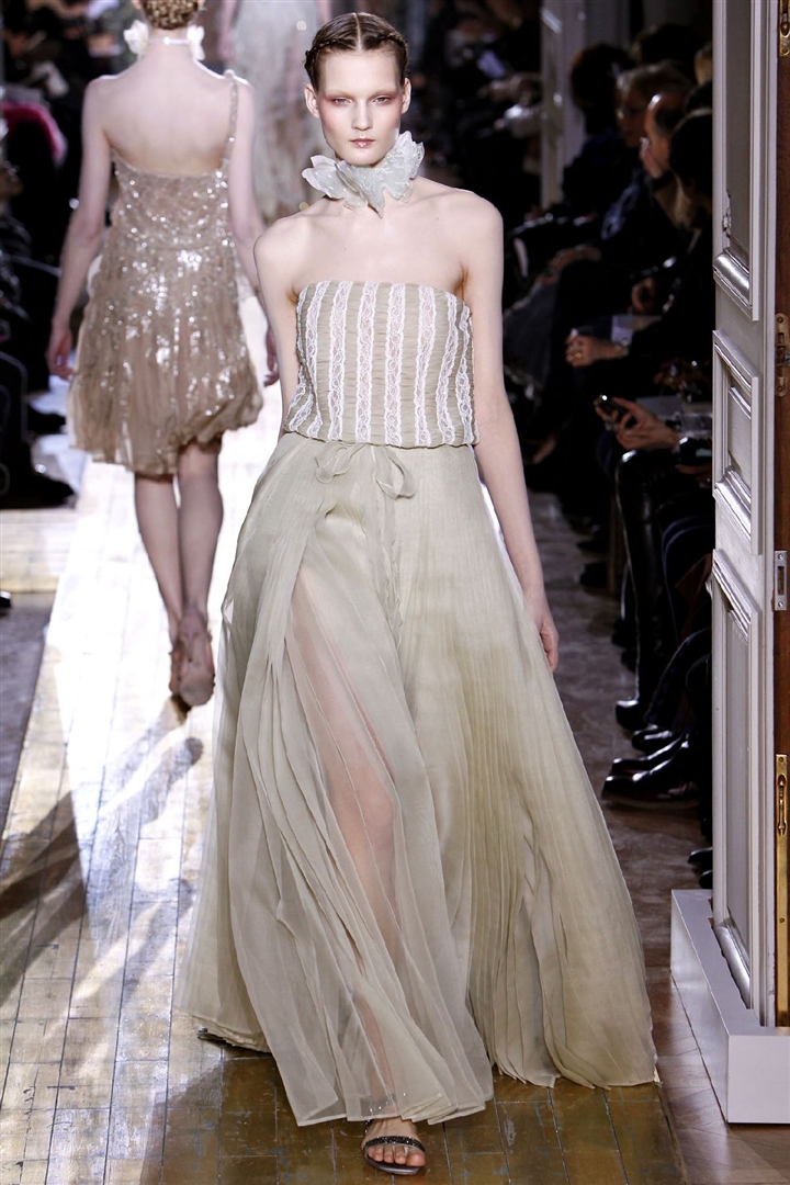 Valentino 2011 İlkbahar/Yaz Couture