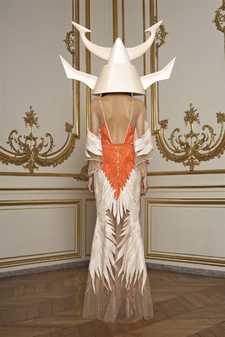 Givenchy 2011 İlkbahar/Yaz Couture