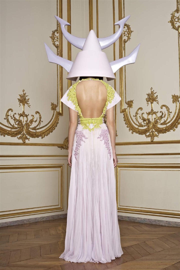 Givenchy 2011 İlkbahar/Yaz Couture