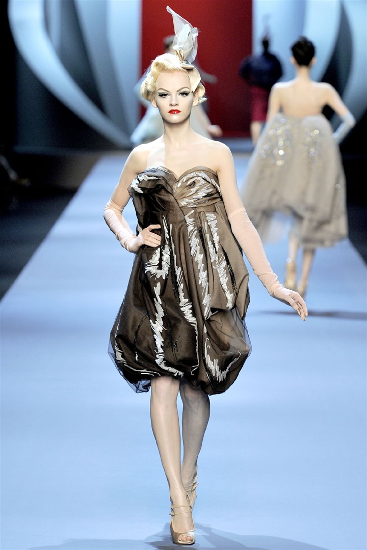 Christian Dior 2011 İlkbahar/Yaz Couture