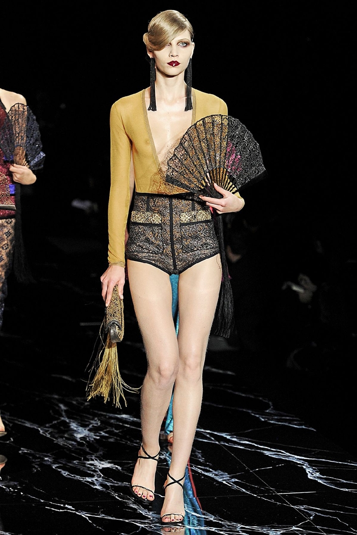 Louis Vuitton 2011 İlkbahar/Yaz