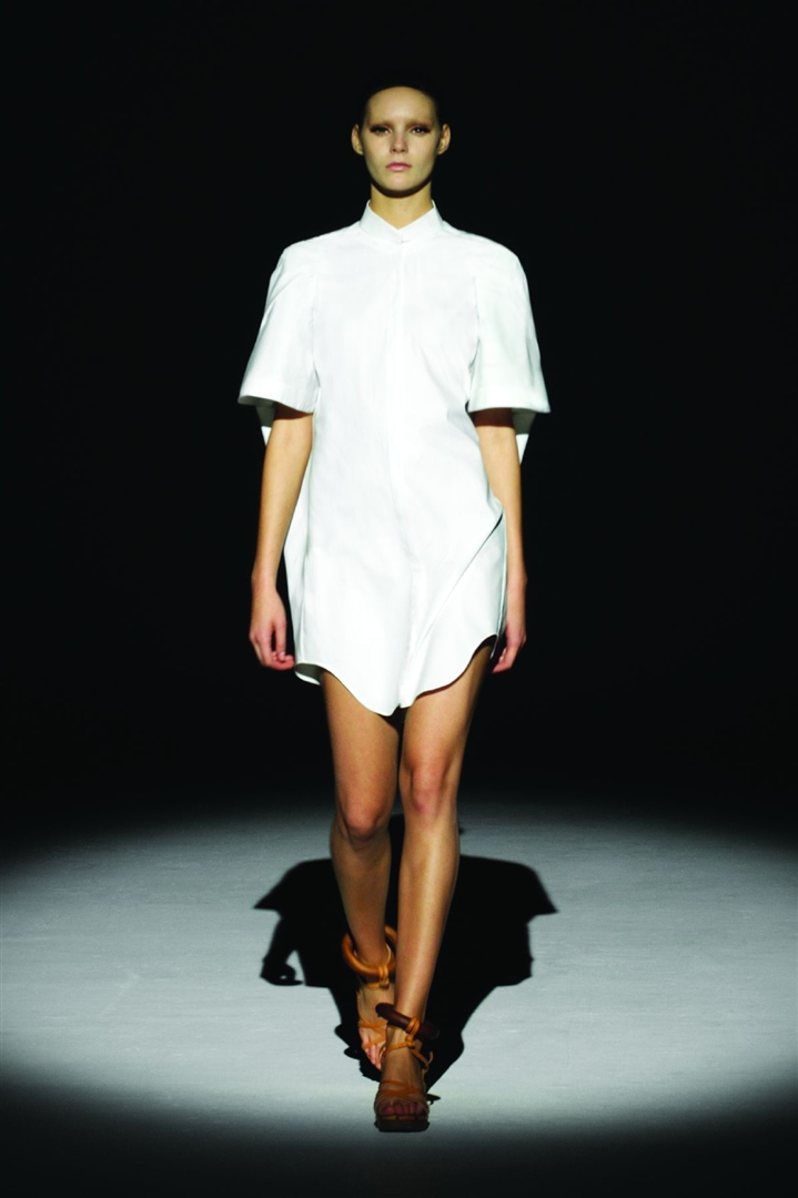 Hussein Chalayan 2011 İlkbahar/Yaz