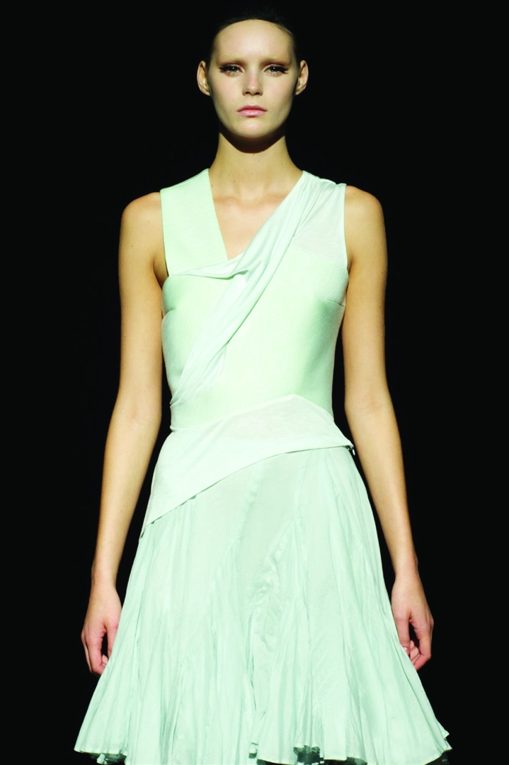 Hussein Chalayan 2011 İlkbahar/Yaz