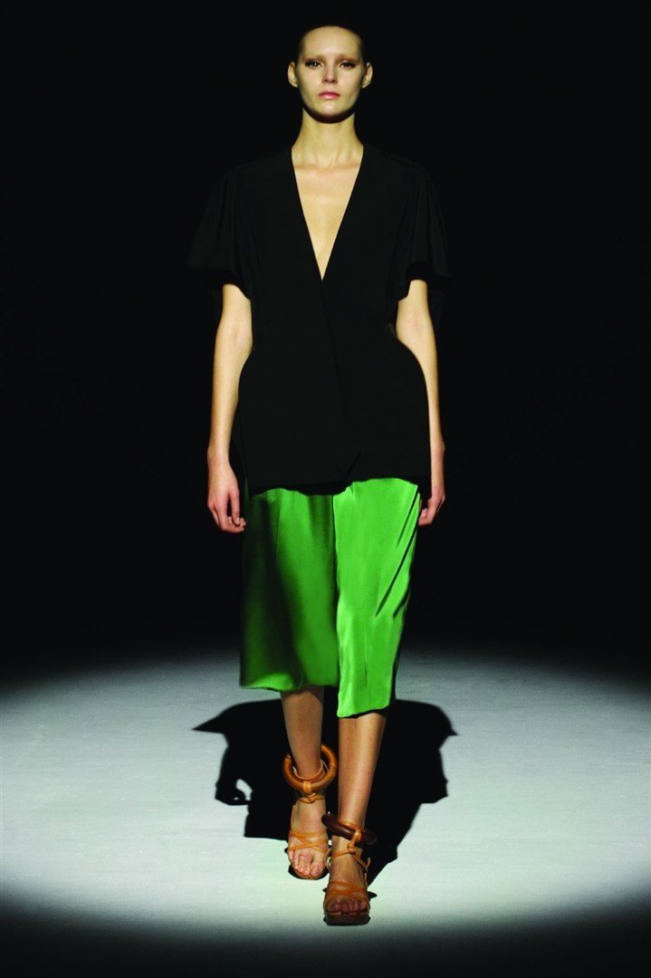 Hussein Chalayan 2011 İlkbahar/Yaz