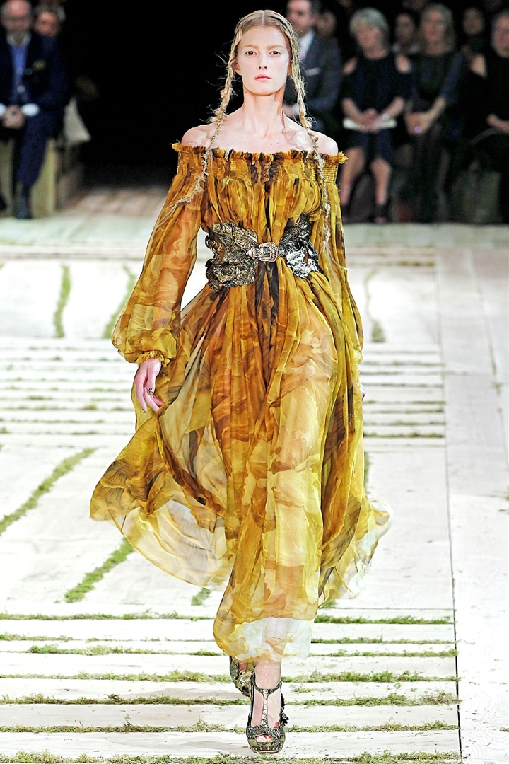 Alexander McQueen 2011 İlkbahar/Yaz