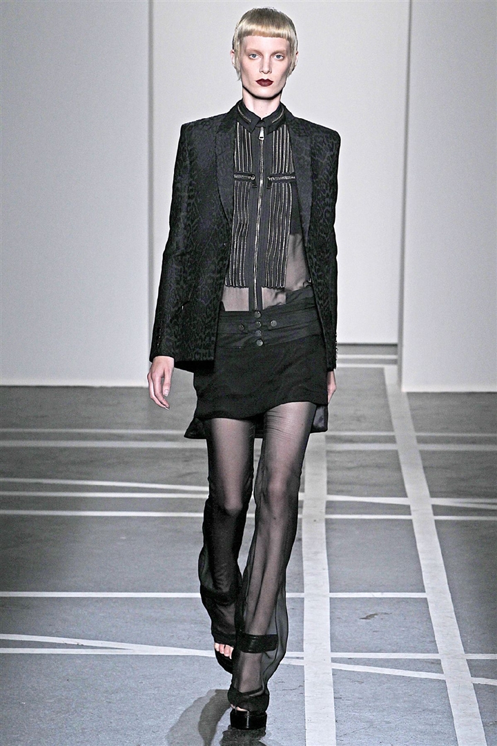 Givenchy 2011 İlkbahar/Yaz