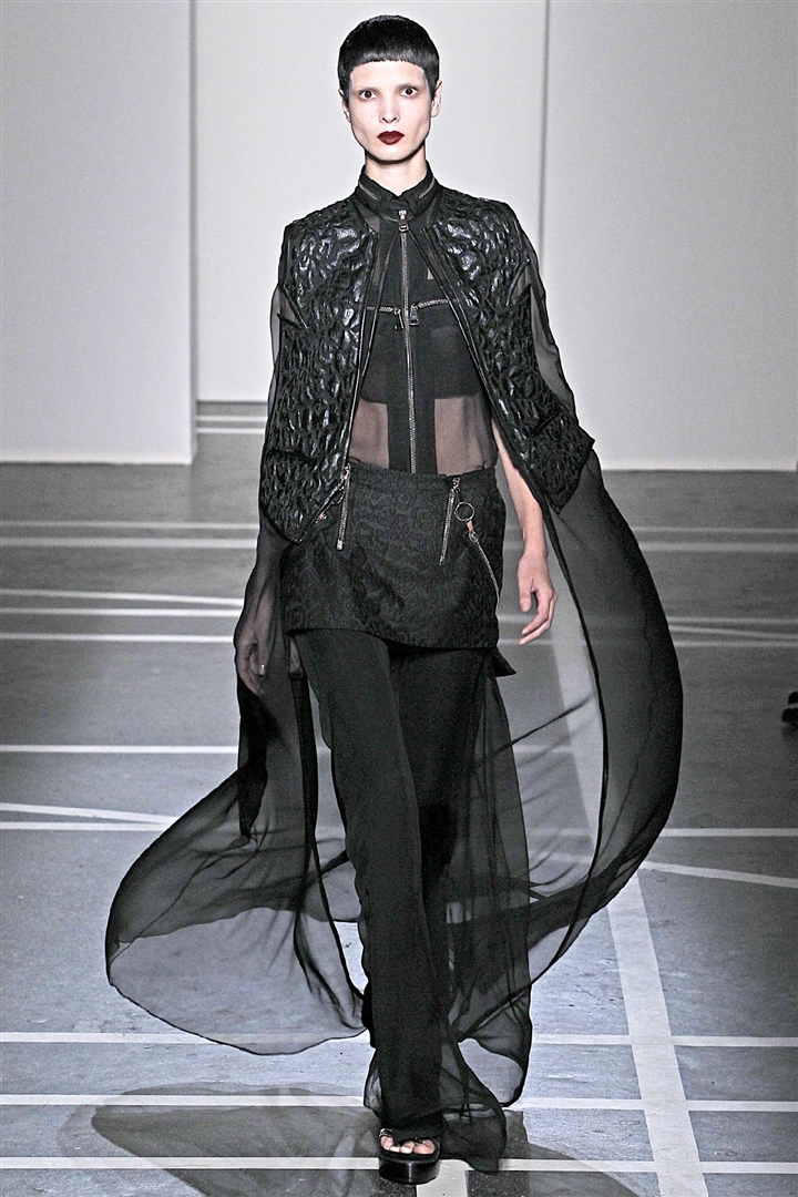 Givenchy 2011 İlkbahar/Yaz