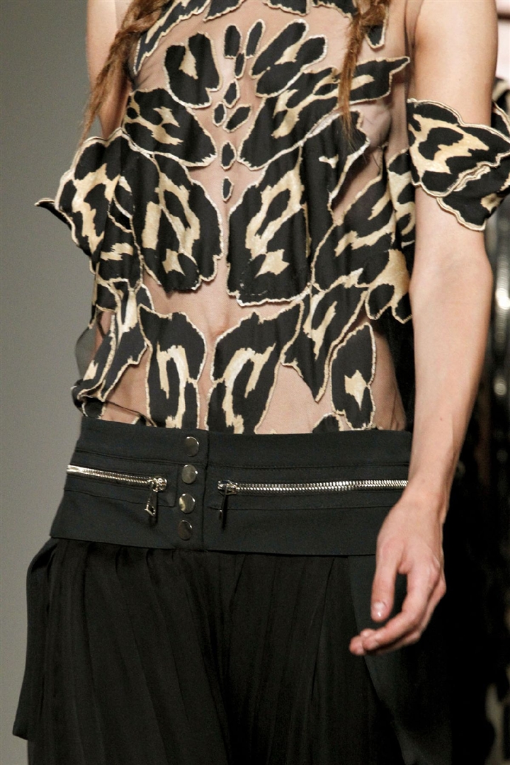 Givenchy 2011 İlkbahar/Yaz Detay