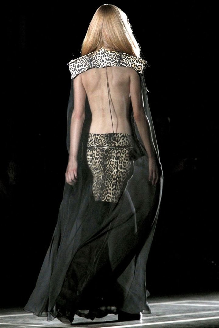 Givenchy 2011 İlkbahar/Yaz Detay