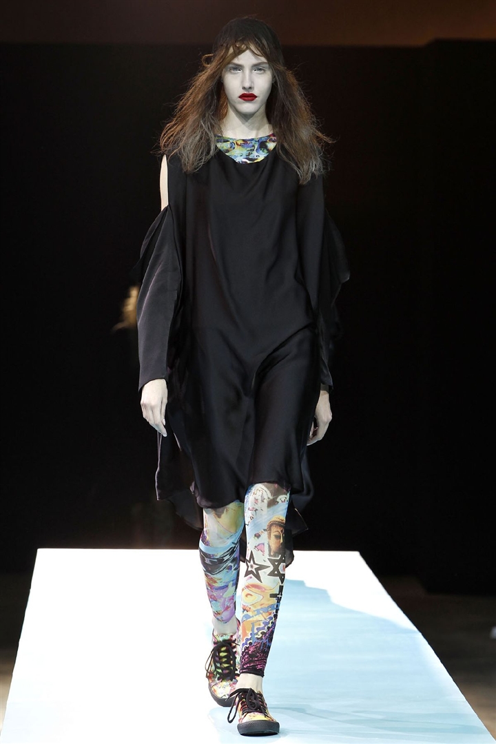 Yohji Yamamoto 2011 İlkbahar/Yaz