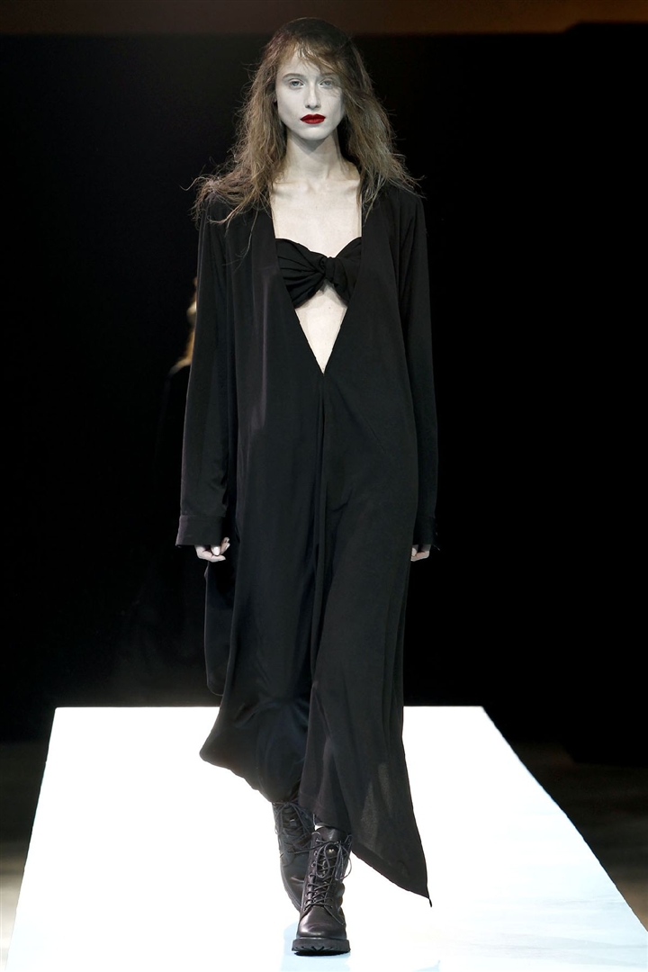 Yohji Yamamoto 2011 İlkbahar/Yaz