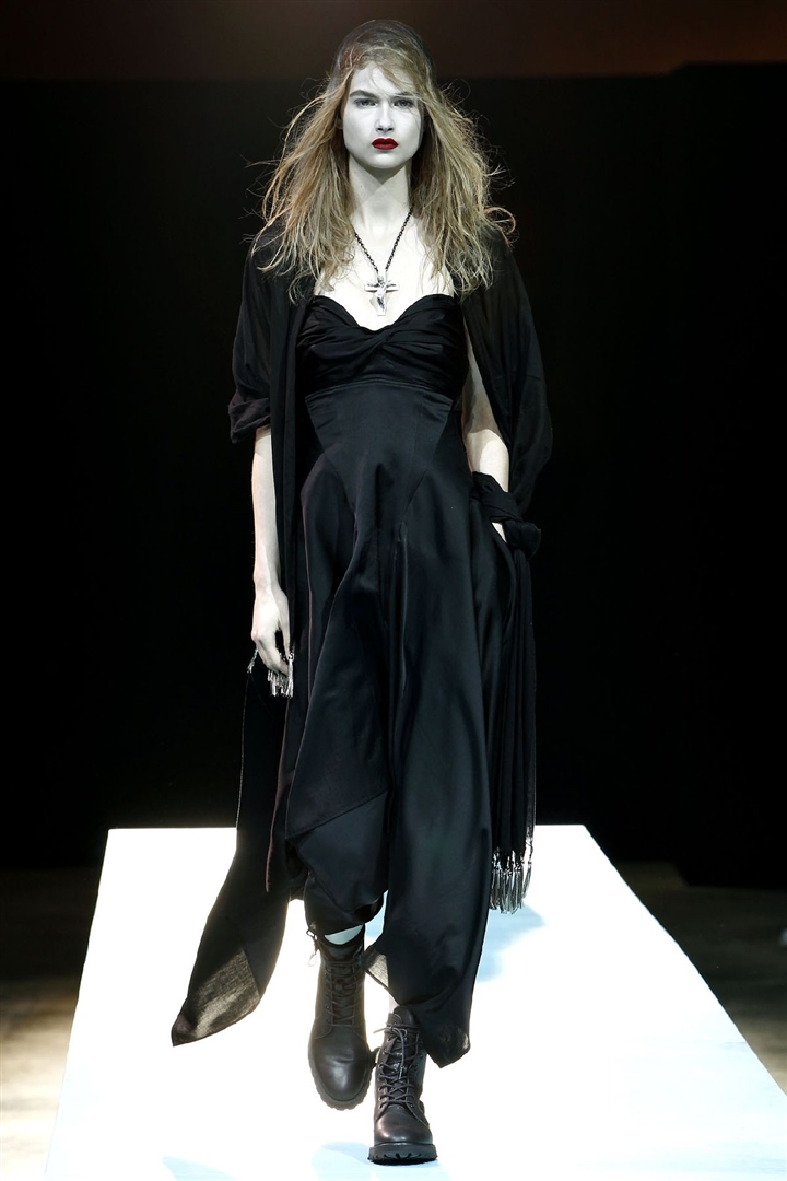 Yohji Yamamoto 2011 İlkbahar/Yaz