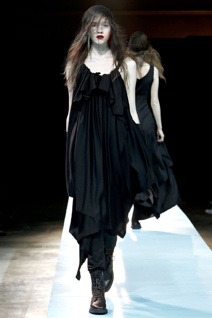 Yohji Yamamoto 2011 İlkbahar/Yaz