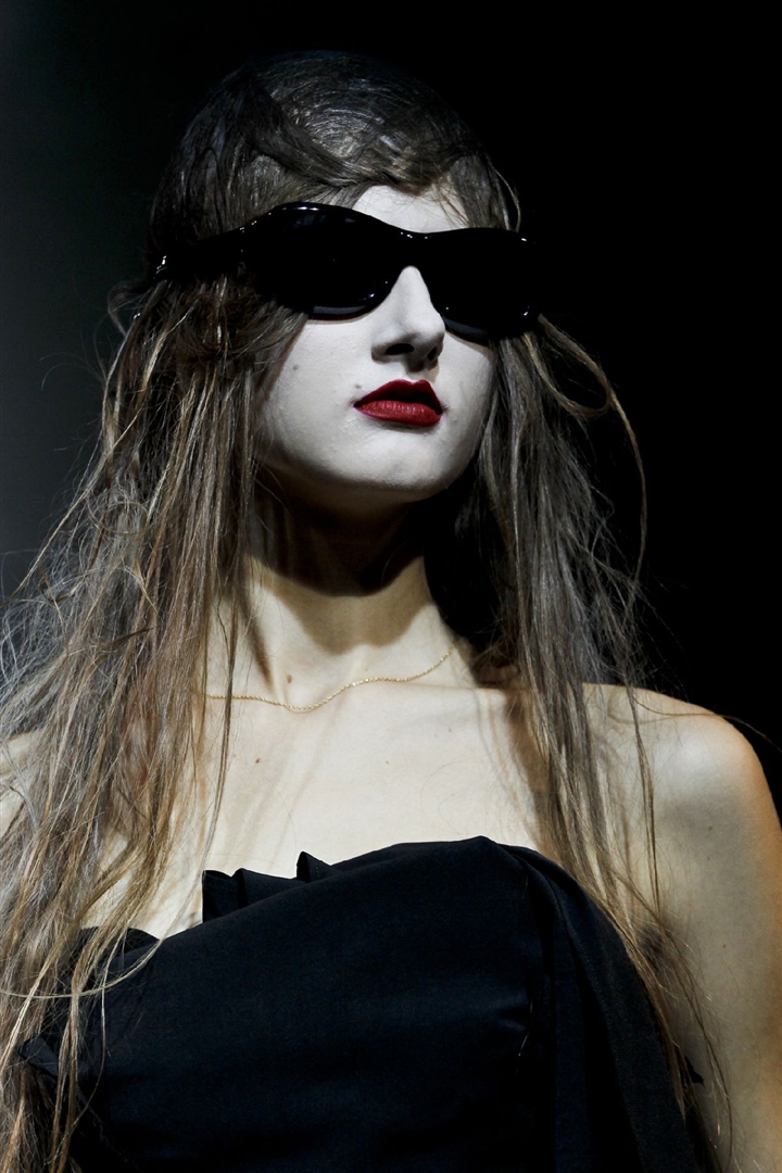 Yohji Yamamoto 2011 İlkbahar/Yaz Detay